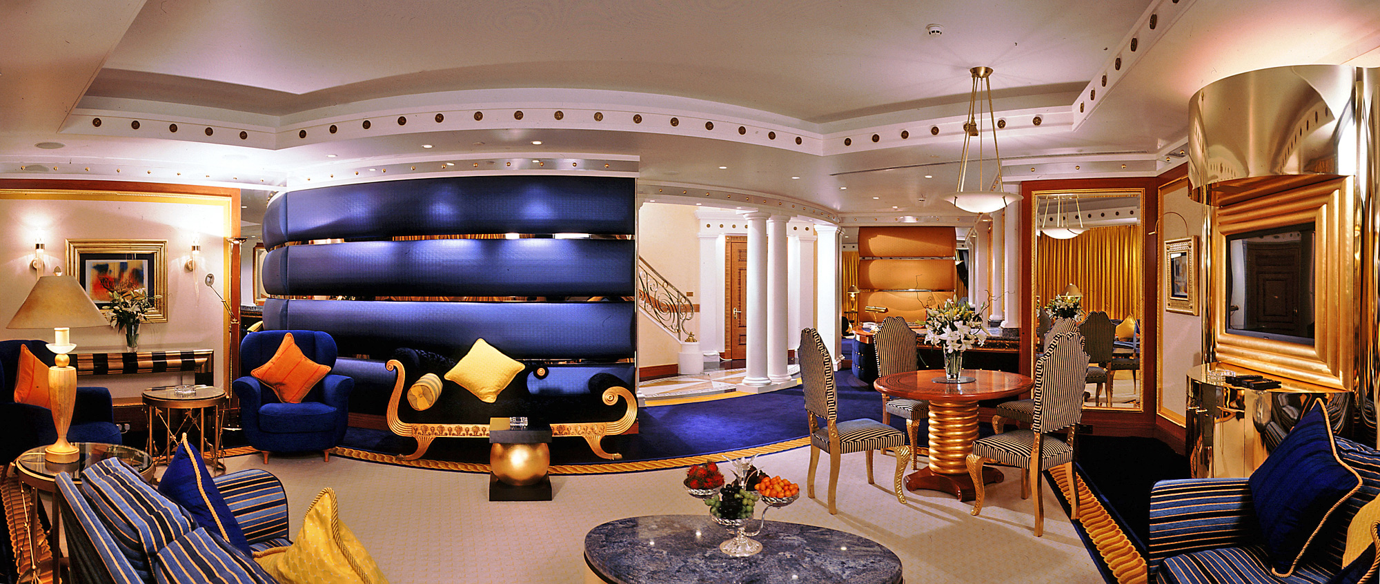 ブルジュ・アル・アラブ ～海上の七つ星ホテル～ : ドバイ旅行館